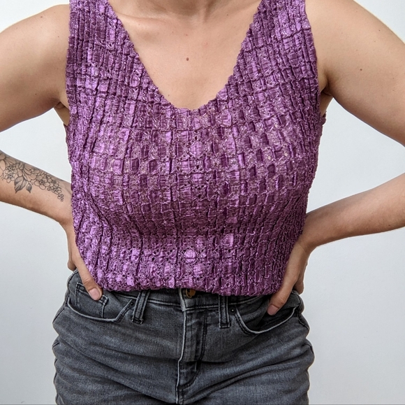 🖤 Textured Popcorn Tank Top - Picture 3 of 8